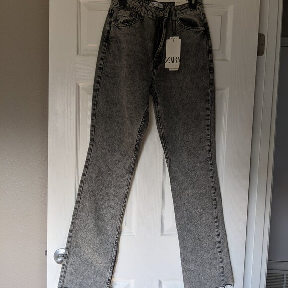 High Waisted Flare Jeans - Picture 1 of 5